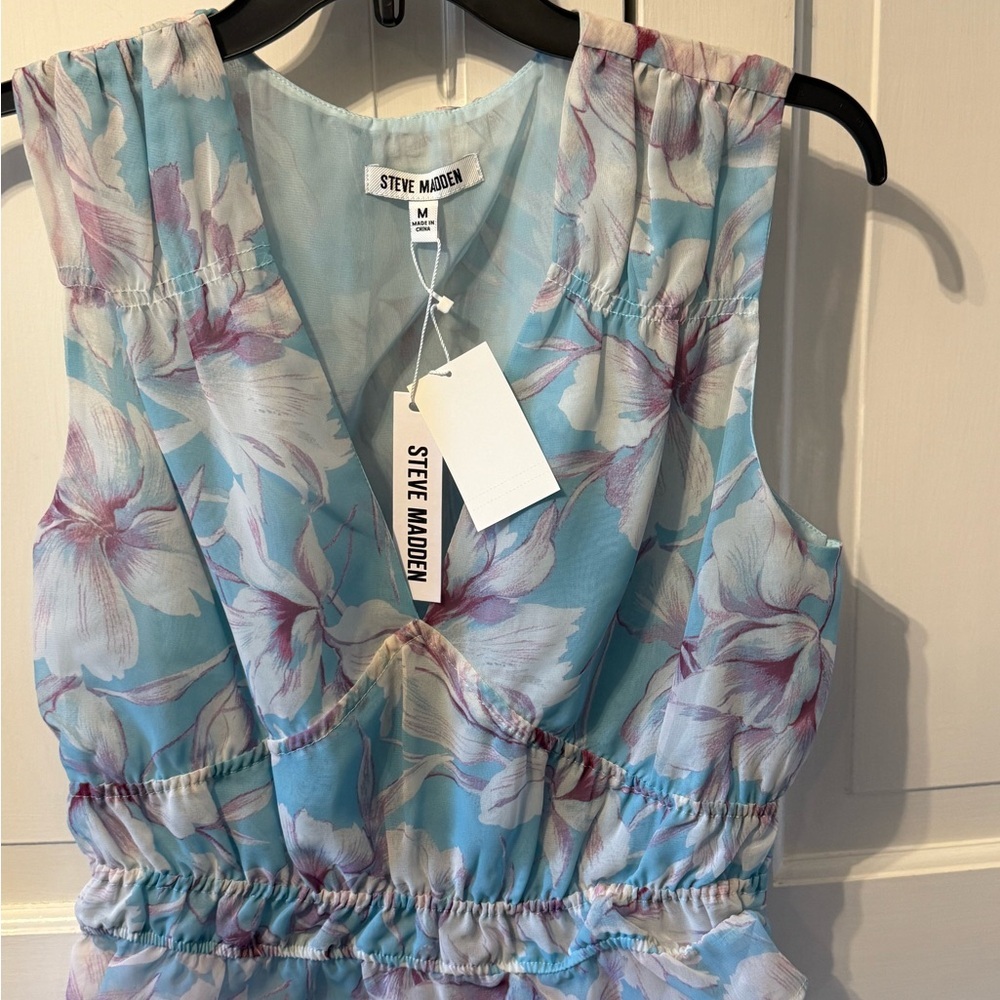 Steve Madden Aqua and Purple Floral Crop Top - Picture 4 of 5